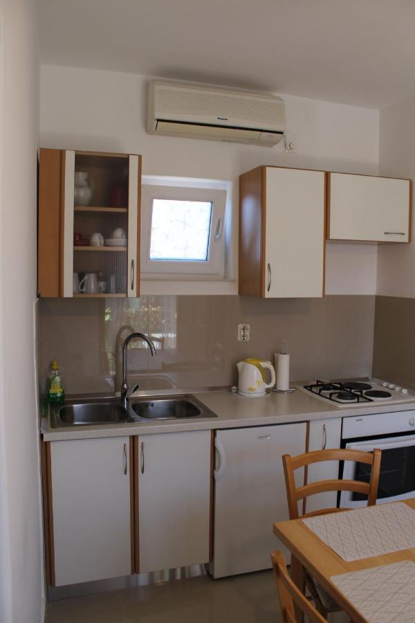 Apartments Kekel Biograd Na Moru Exterior foto